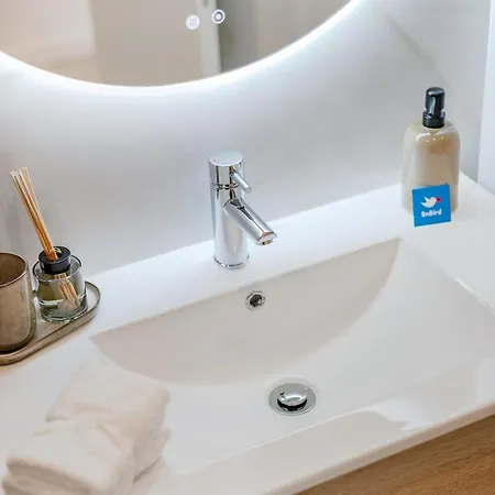 The Soft Escape @ Boavista Flats * Порту