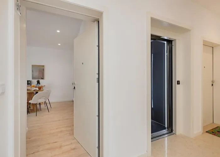 The Soft Escape @ Boavista Flats