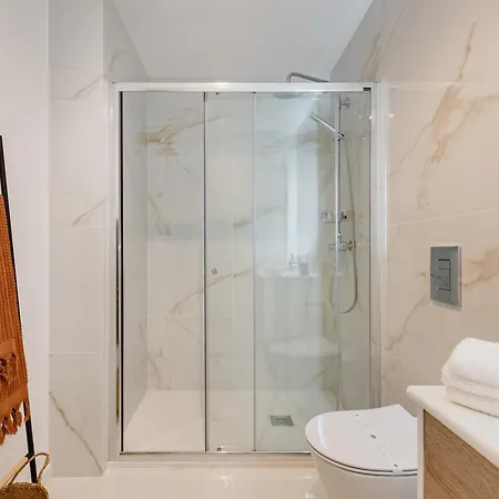 The Soft Escape At Boavista Flats * Oporto